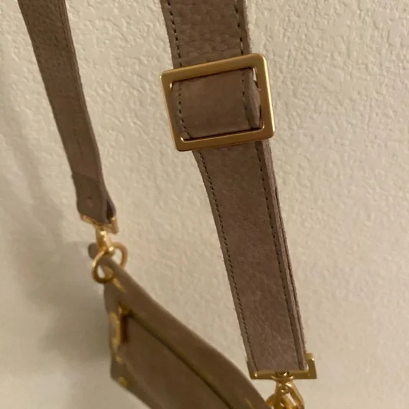 Hammitt Brown and Gold Crossbody Bag with Elegant Design - Picture 4 of 5